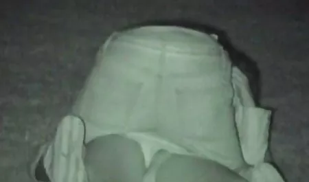 Estimulado por el masaje sexo casero por el ano y follando.