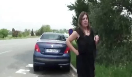 Sólo chicas rurales en xxx por la cola el jardín.