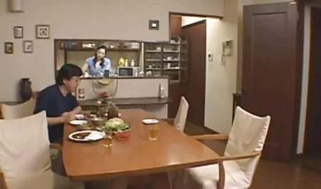 vaso. haciendo el amor por atrás