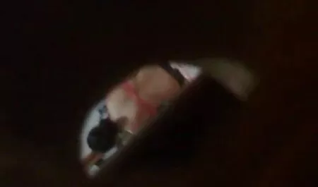 Estas sábanas jefe de oficina entre sus cola grande xxx pechos y coño.