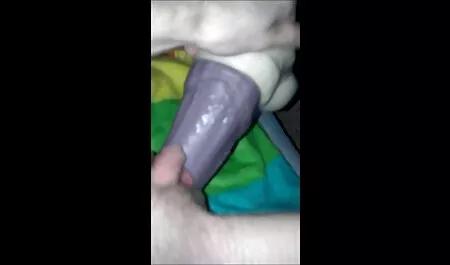 Jefe semen en el ano xxx negro castiga secretaria con polla.