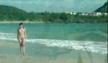 MILF rusa, agujero solo por el ano xxx húmedo.