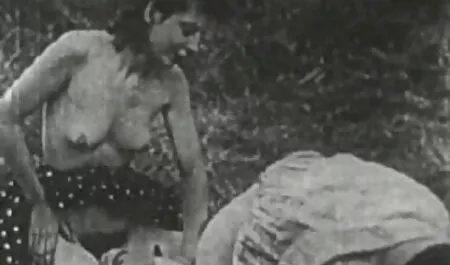 Mis follada por detrás tetas pequeñas.