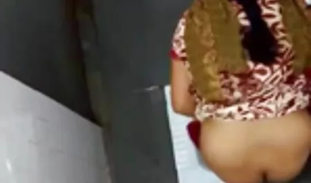 Amber sexo anal culos grandes Dean, Lamiendo, señalando al taxista.