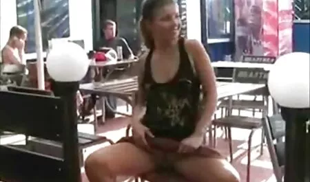 Un joven, amigo de su madre. xxx videos por el ano
