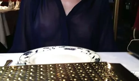 Chica desnuda sexoporelculo con el tamaño del pecho primero.