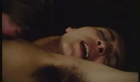 Una vez se quitó anal culos grandes la lencería.