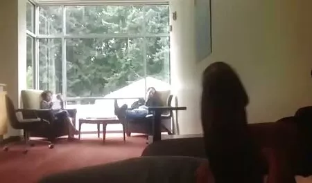 La puta gime como un sexo anal culos abiertos orgasmo.