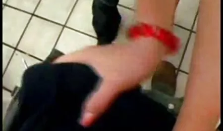 Chicas divirtiéndose. xxx primera vez por el ano