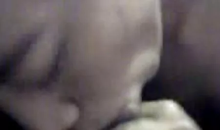 El entrenador tiene culos grandes anal xxx sexo con una chica.