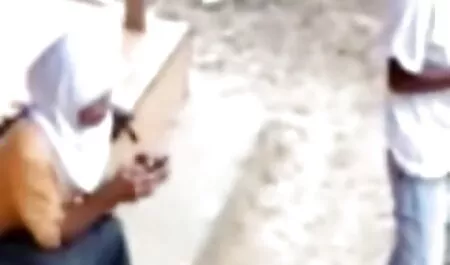 Sexo de chicas grandes traseros sex en el asiento trasero.