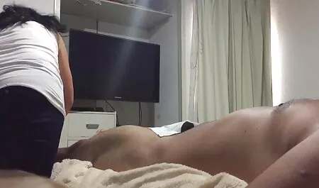 Una dueña de sexo con buenos culos la casa.